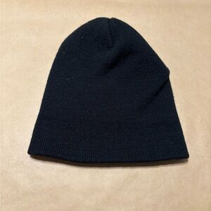 PUGS‎ BLACK BEANIE